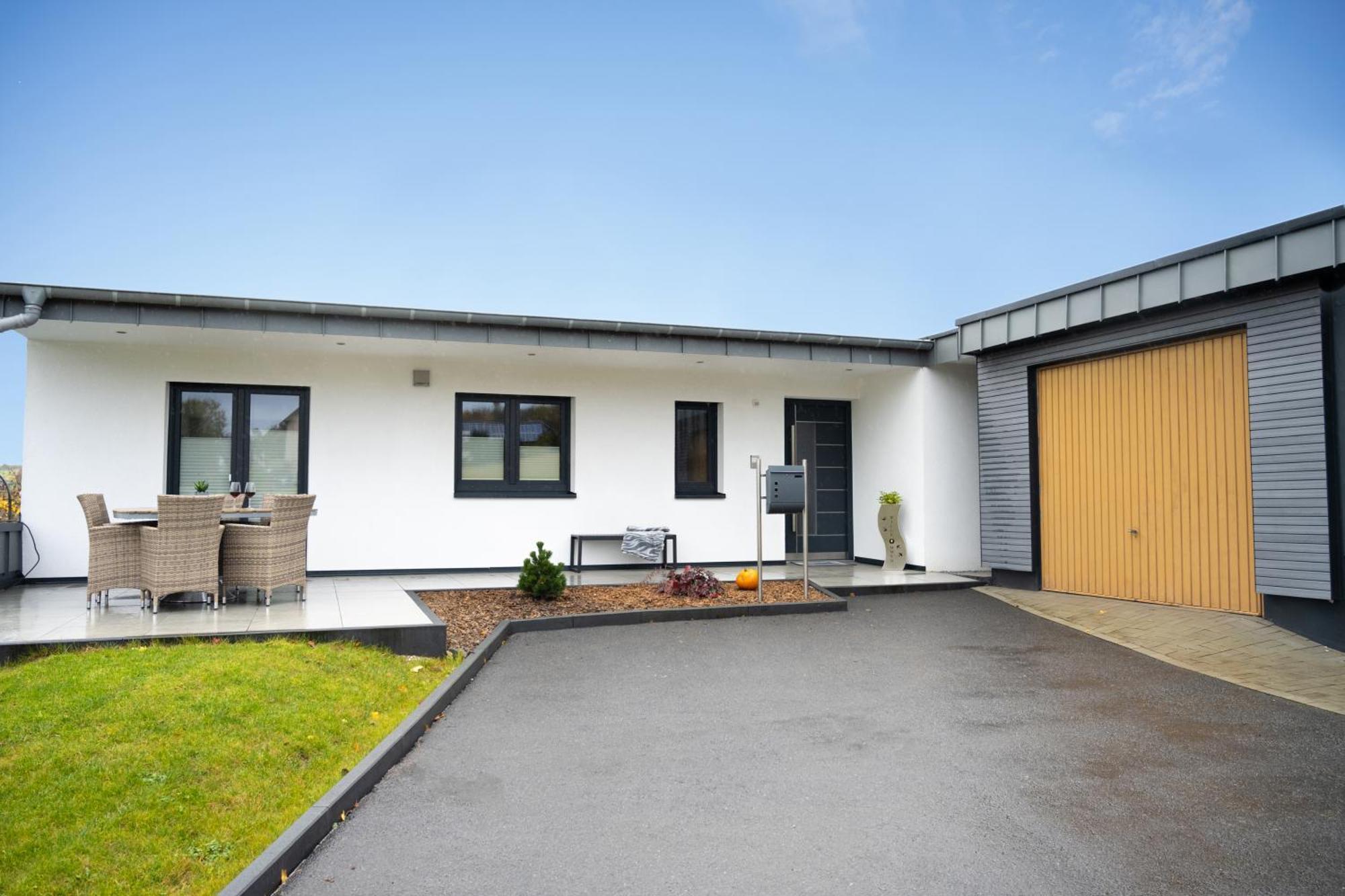 Ferienwohnung "Iewer Der Schaff" Burbach  외부 사진